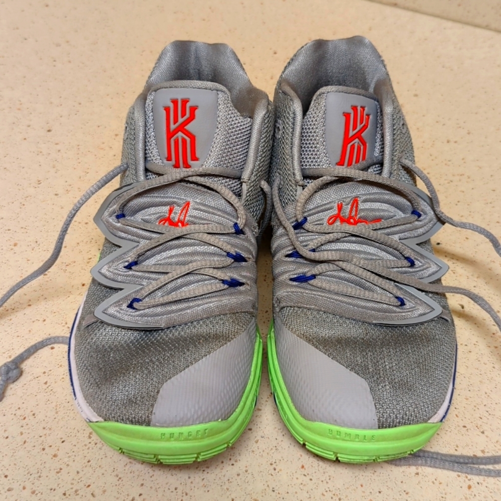 Kyrie basketball shoes